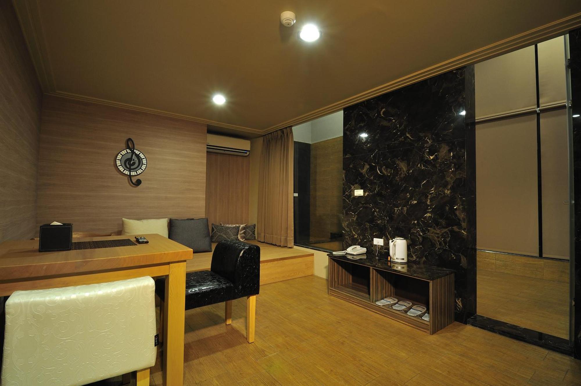 58˚ Hotspring Hotel Jiaoxi Rom bilde